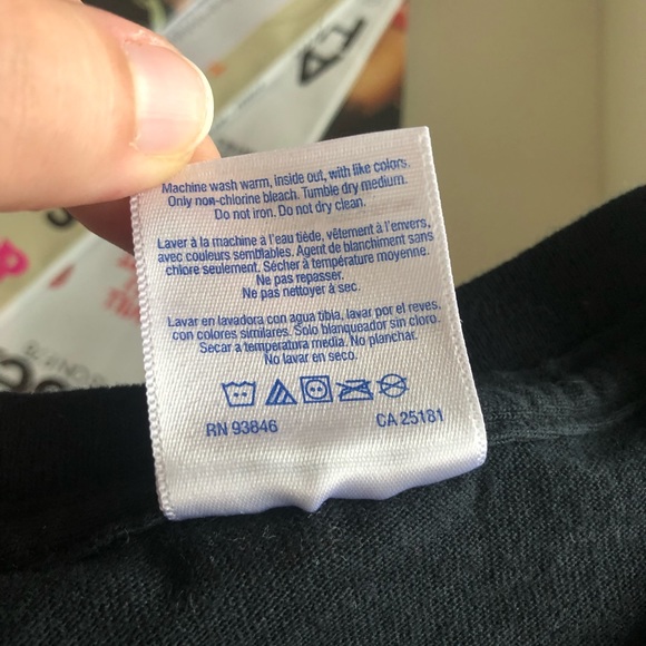 Gently Used 5 Seconds of Summer T Shirt - Picture 3 of 3